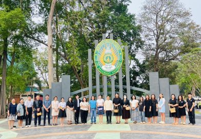 ร่วมกิจกรรมทำบุญตักบาตรพระสงฆ์ 4 รูป ในโครงการลานวัฒนธรรมสืบสานศาสตร์และศิลป์ไทเลย