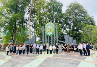 ร่วมกิจกรรมทำบุญตักบาตรพระสงฆ์ 9 รูป ในโครงการลานวัฒนธรรมสืบสานศาสตร์และศิลป์ไทเลย