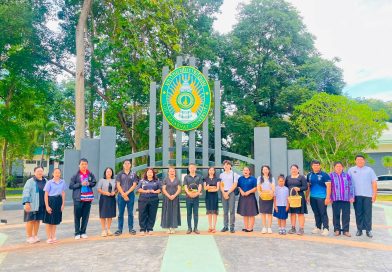 ร่วมกิจกรรมทำบุญตักบาตรพระสงฆ์ 9 รูป ในโครงการลานวัฒนธรรมสืบสานศาสตร์และศิลป์ไทเลย